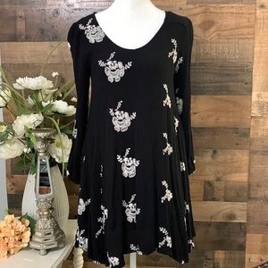 🍃🌸 Altar’d State Dress Size Small